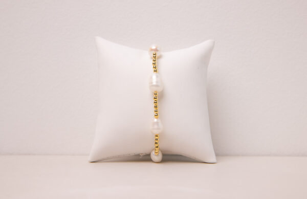 18K Gold-Filled Natural Pearls and Gold Beads Bracelet. - Image 2